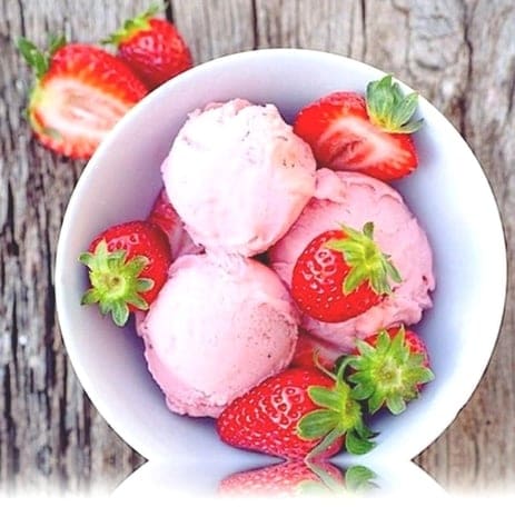 helado de fresas con yogur